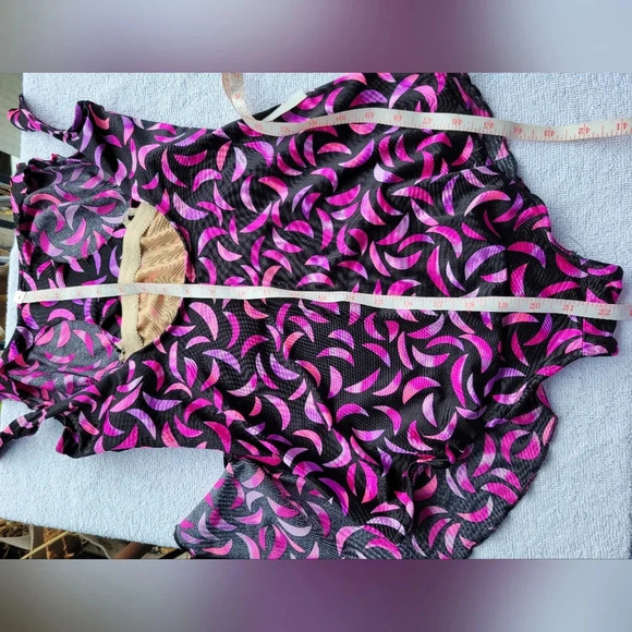 Vintage Bathing Suit possibly Maxine  of Hollywood Swimsuit pink black one piece - Picture 12 of 12